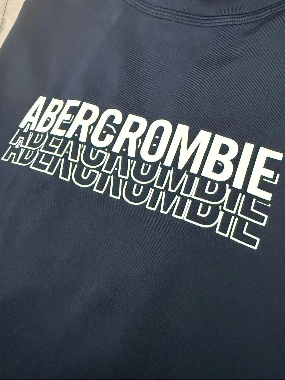 Abercrombie Kids Navy Long Sleeve Logo Rashguard, Size 9/10